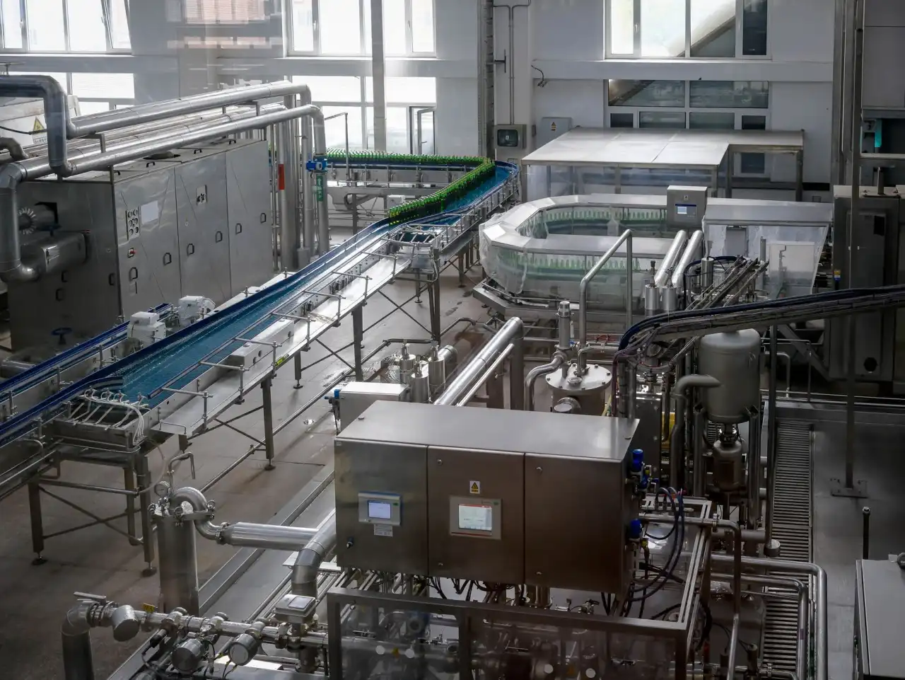 北京高帏晟服装设计与生产流程：从面料选材到成衣质检的全链路优势