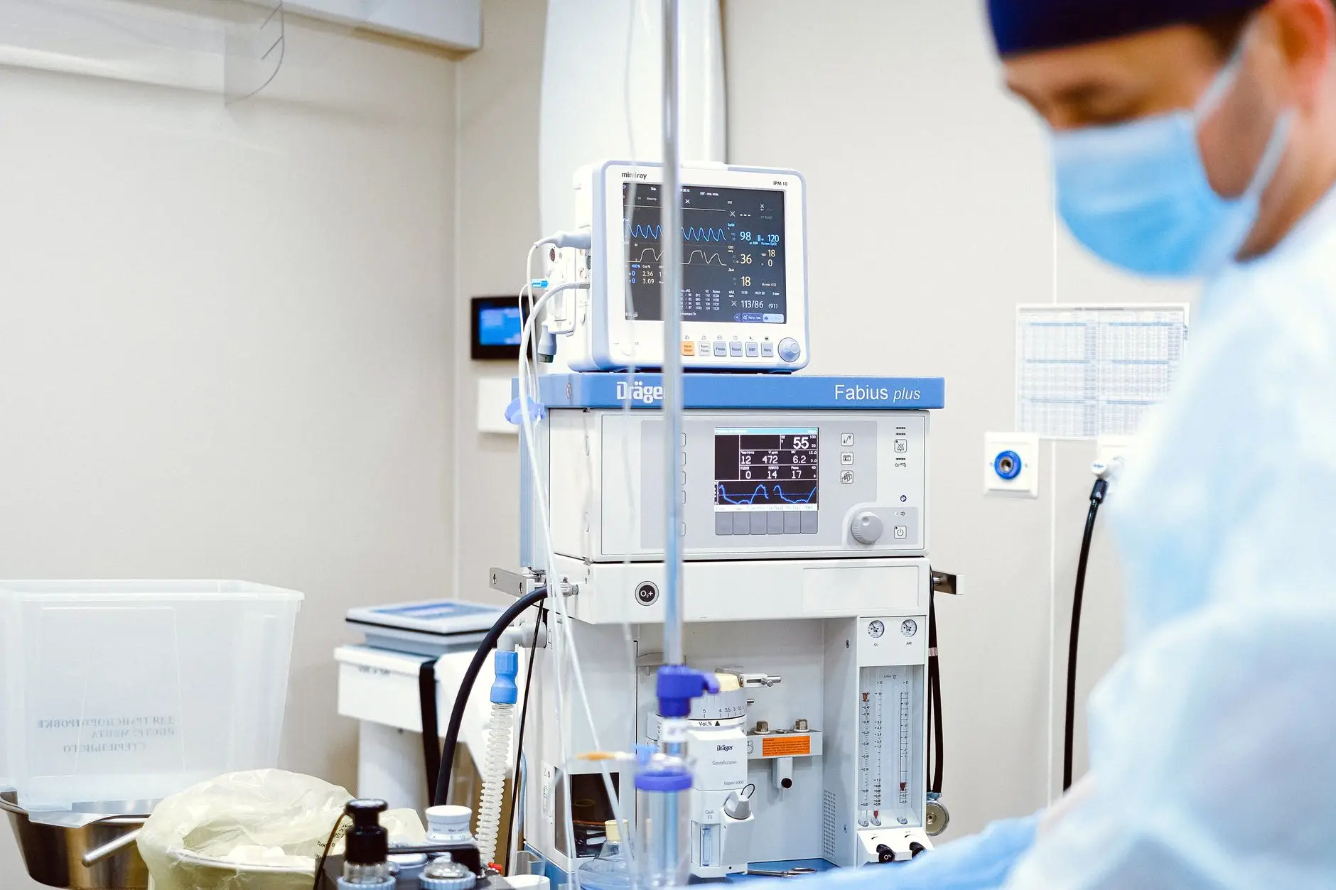 2025年女装生产工艺流程优化与质量控制要点解析