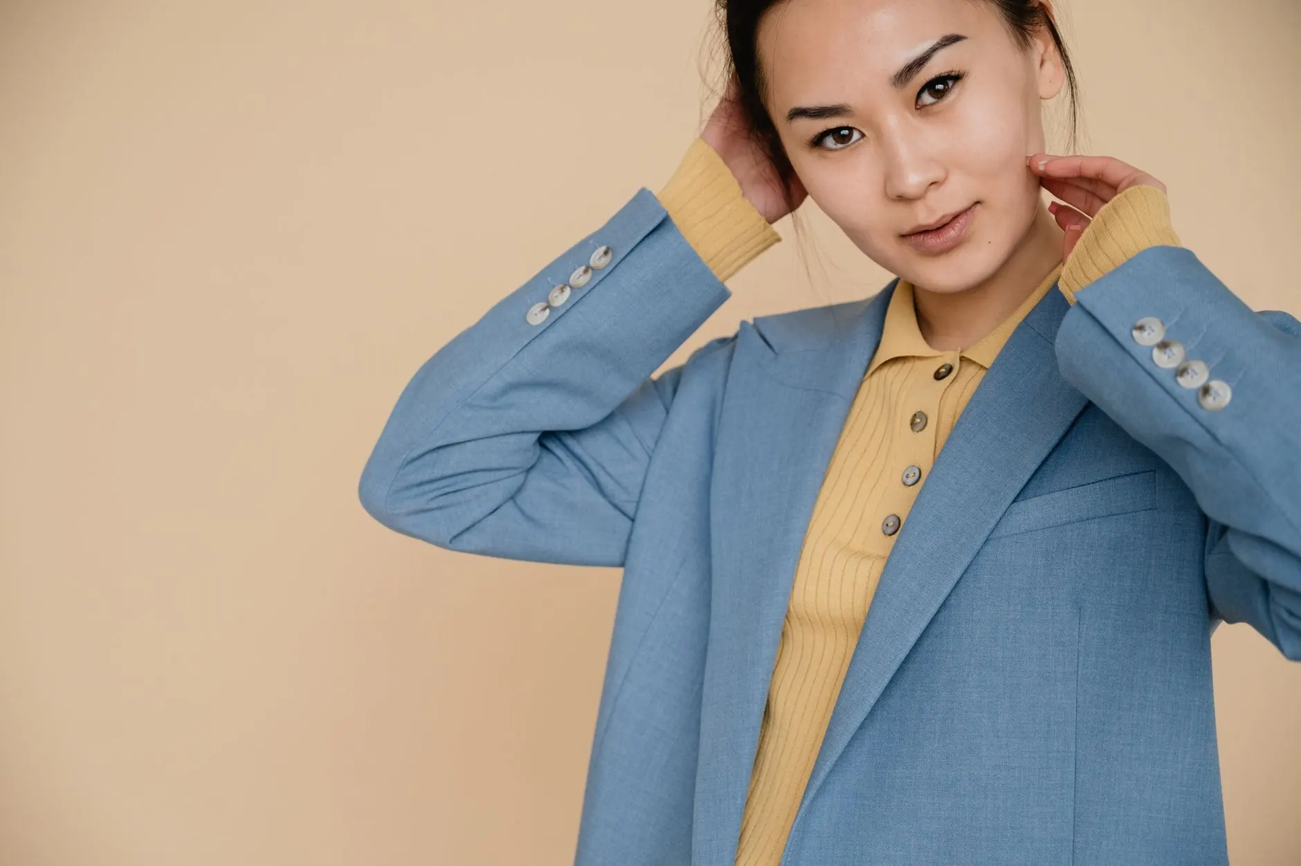 服装设计行业动态：女装批发企业如何把握商务服饰市场新趋势正文配图 1